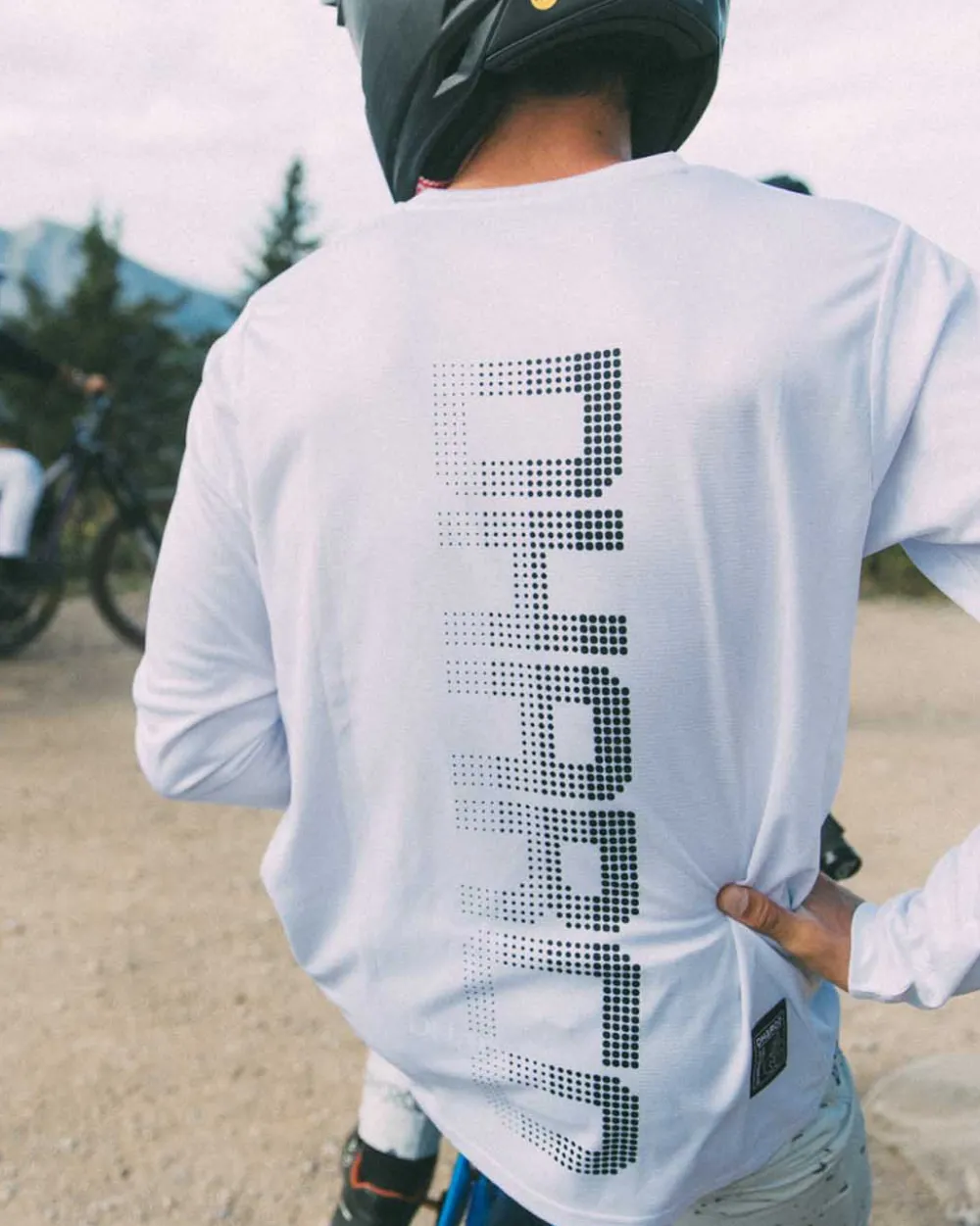 DHaRCO Tops*Mens Gravity Jersey | White Out