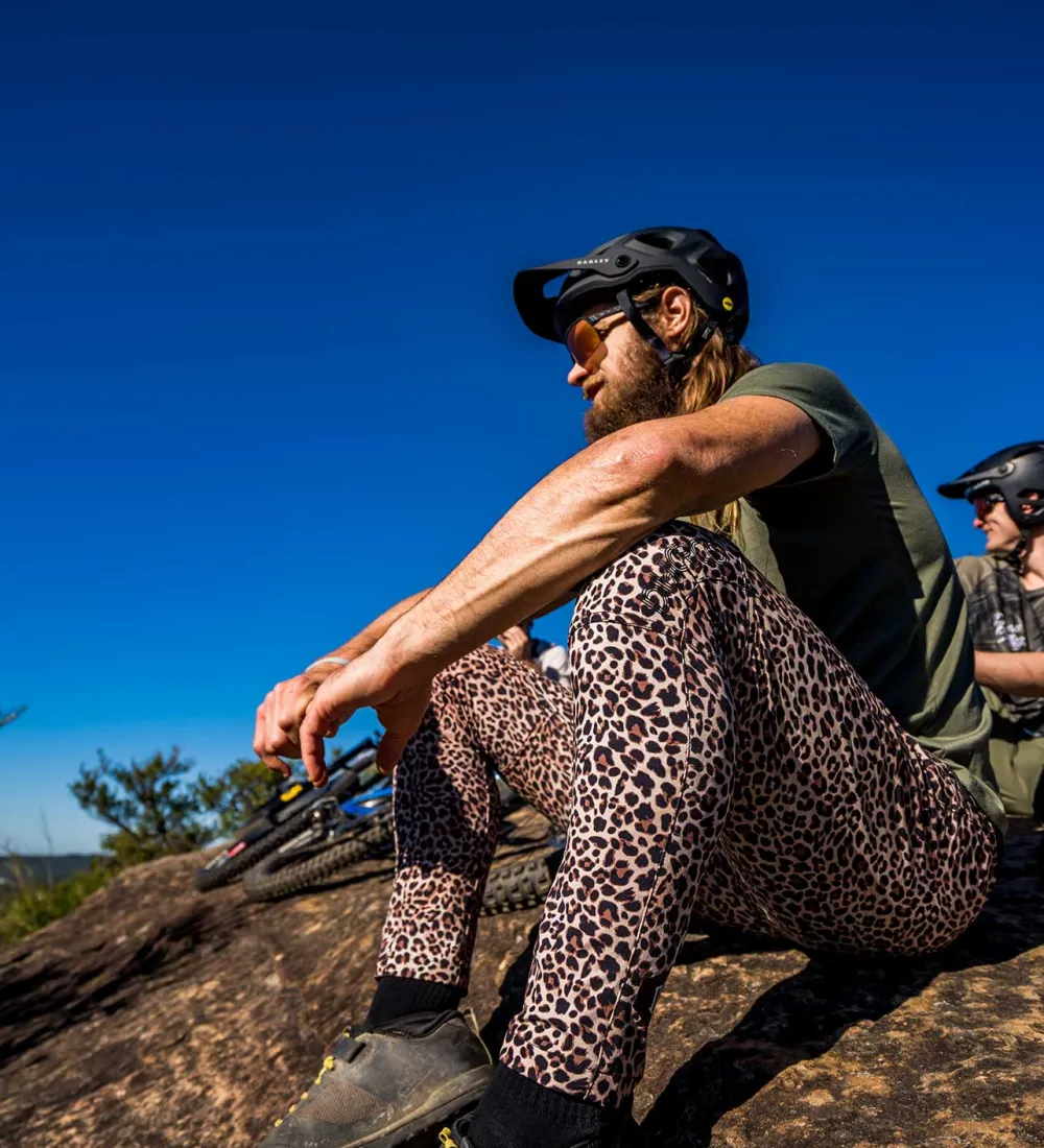 DHaRCO Bottoms*Mens Gravity Pants | Leopard