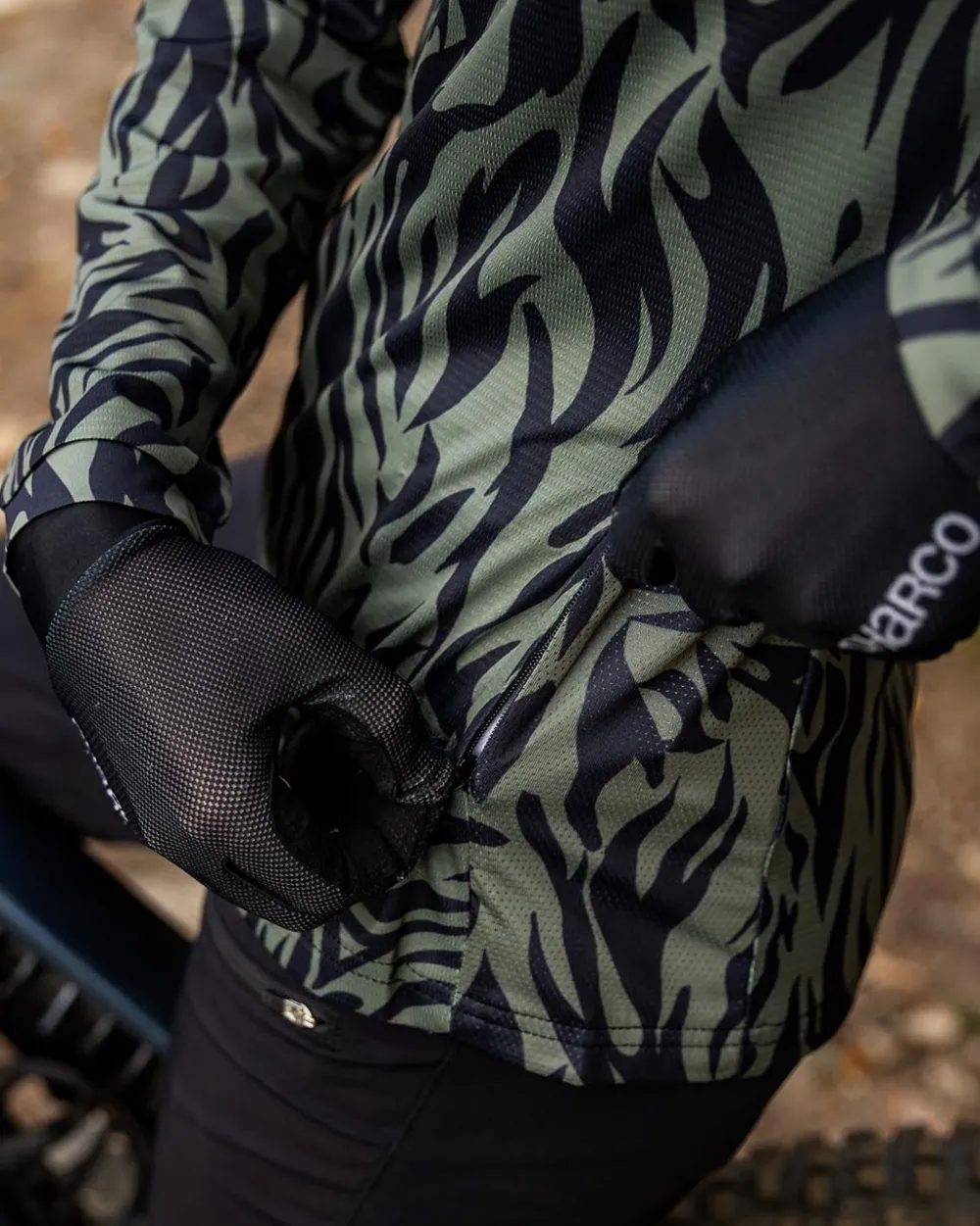 DHaRCO Tops*Womens Gravity Jersey | Cypress