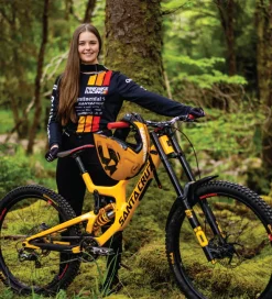 DHaRCO Tops*Womens Gravity Jersey | Pinkbike Team Replica Black