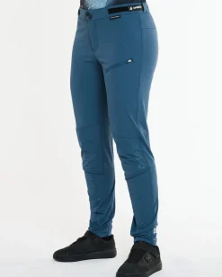 DHaRCO Bottoms*Womens Gravity Pants | Maverick