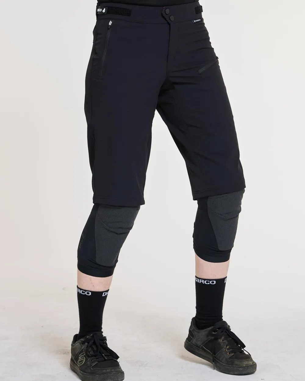 DHaRCO Bottoms*Womens Gravity Shorts | Black